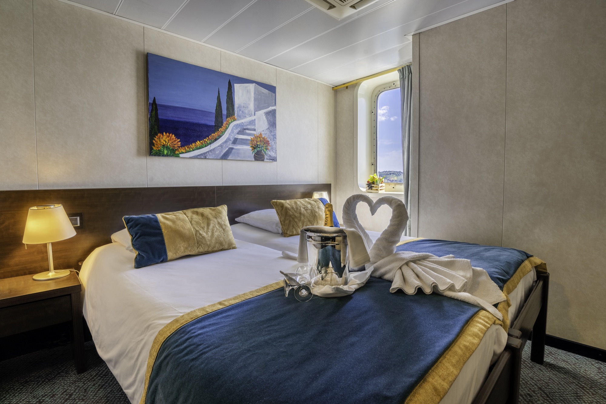 CroisiEurope MS LA Belle de'Adriatique Small Cabin 1.jpg